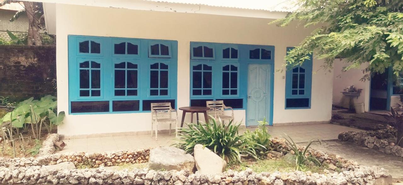 The Village Rua Beach Homestay Εξωτερικό φωτογραφία