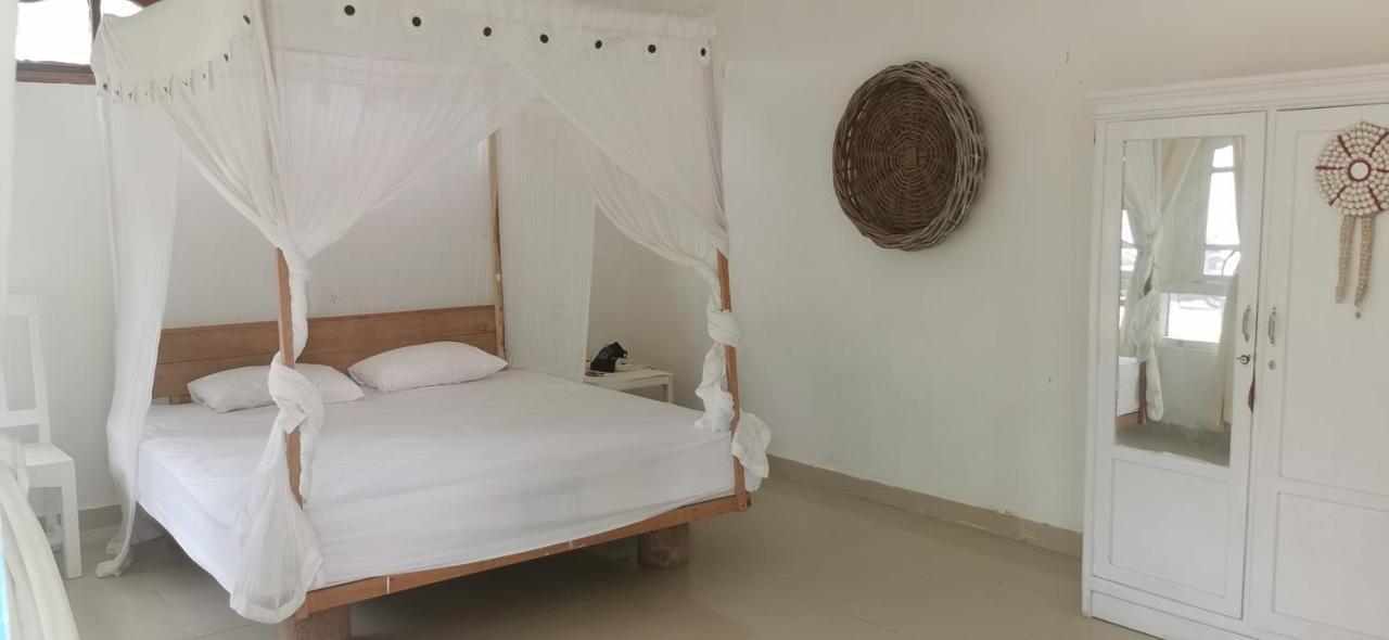 The Village Rua Beach Homestay Εξωτερικό φωτογραφία