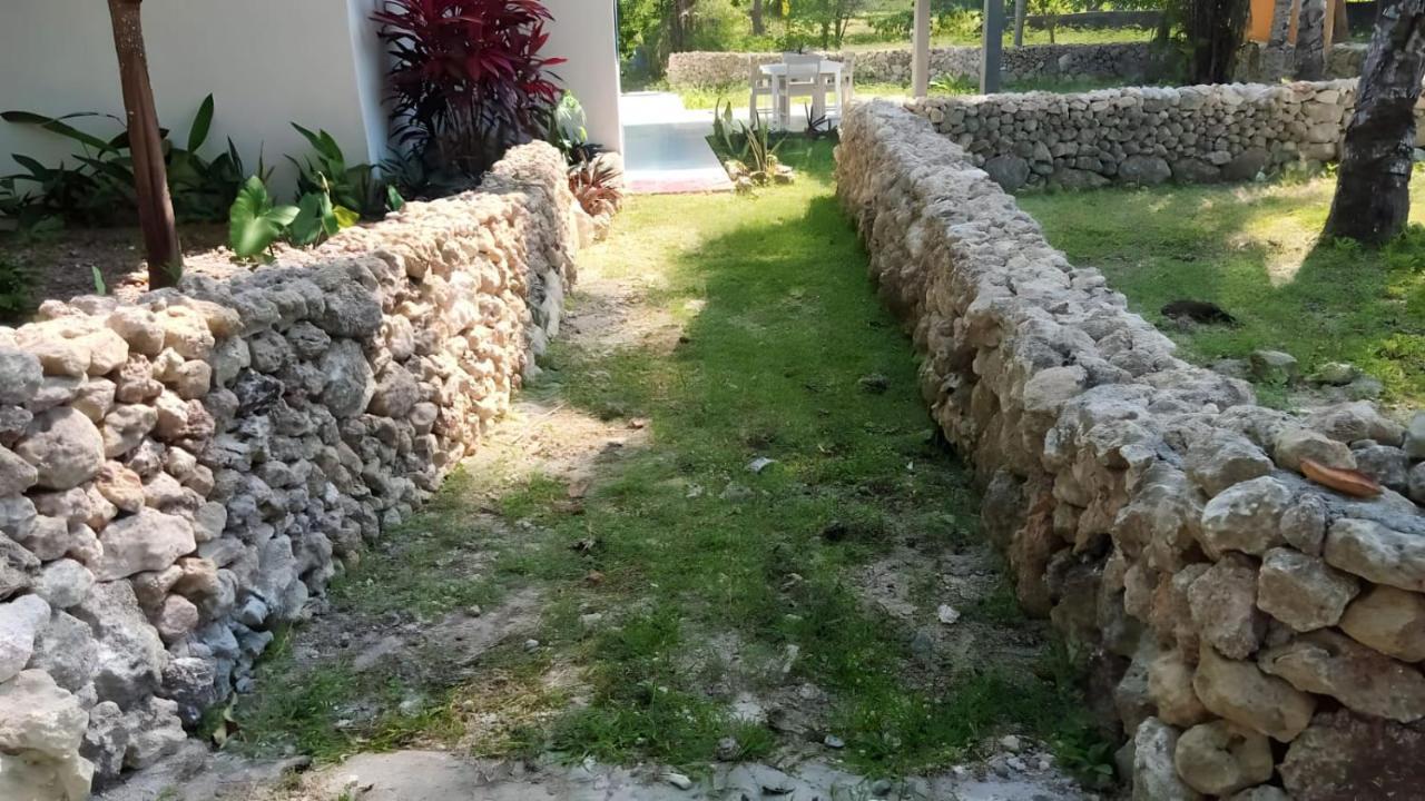 The Village Rua Beach Homestay Εξωτερικό φωτογραφία